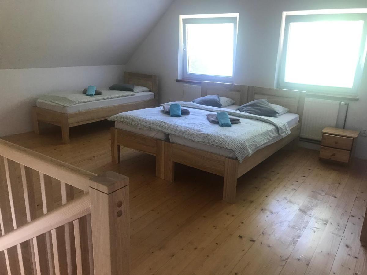 Penzion U Mustku Jiriho Rasky Trojanovice Buitenkant foto